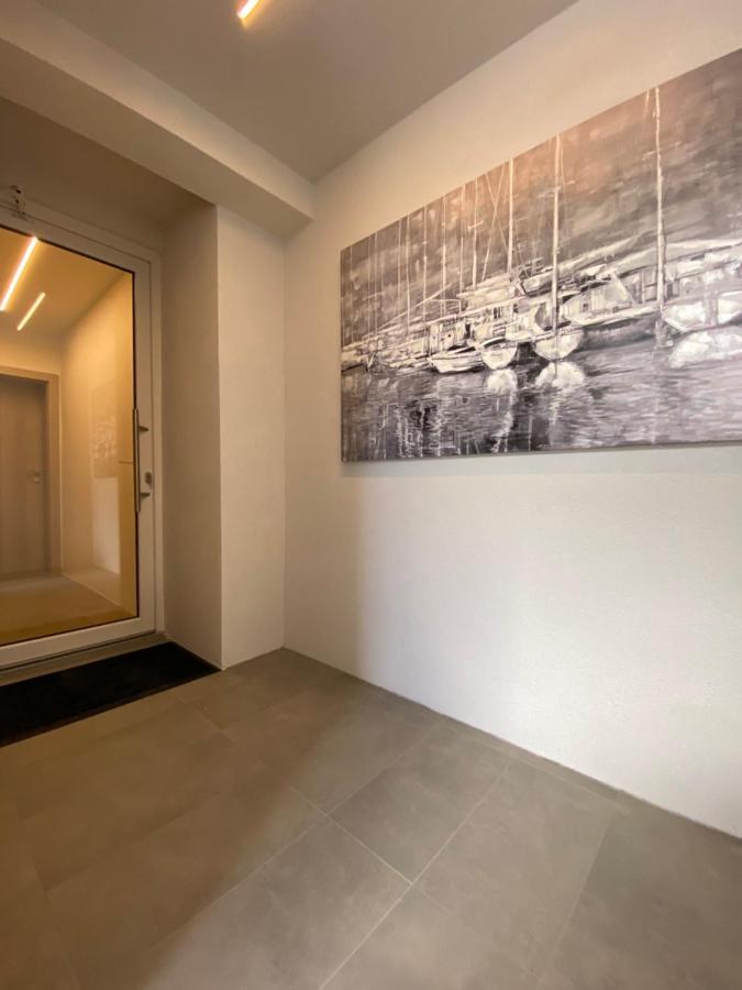 Apartmani Kumenat 比奥格勒·纳·莫鲁 外观 照片