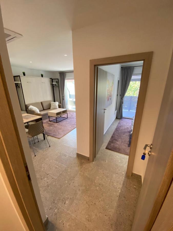 Apartmani Kumenat 比奥格勒·纳·莫鲁 外观 照片